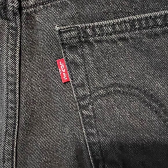 Levi Strauss & Co.501 Shorts-NWT-Black-Women's Distressed A high Rise-Button Fly - Picture 7 of 14